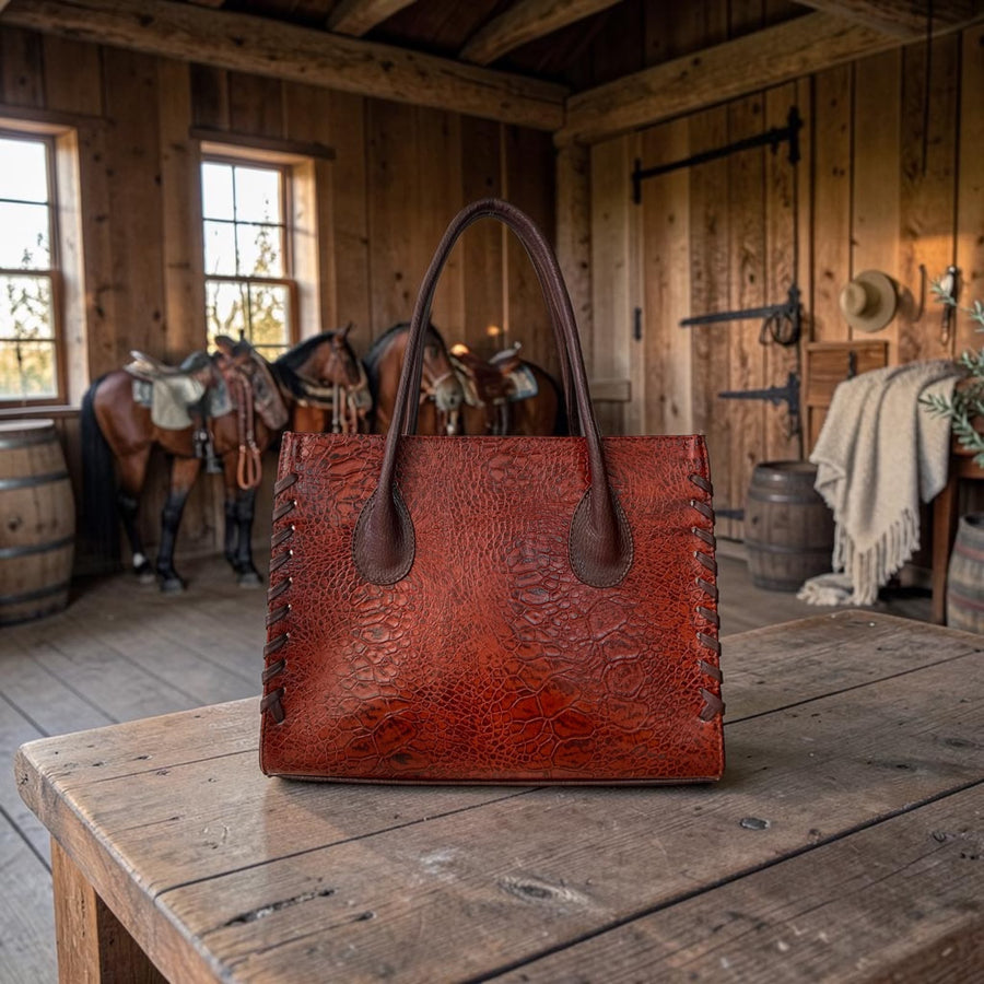 Bolsa de piel de res con textura exótica