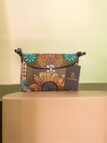 Cartera artesanal de piel — Girasol y Mariposa